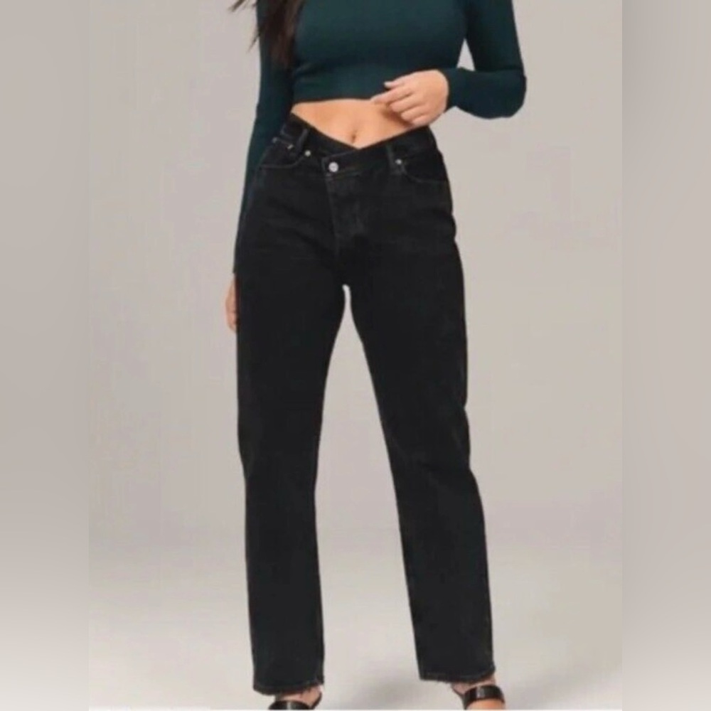 Abercrombie dad Jean in black with criss crossed waist.